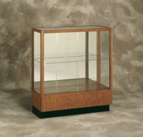 8949 Series Heritage Counter Display Cabinets